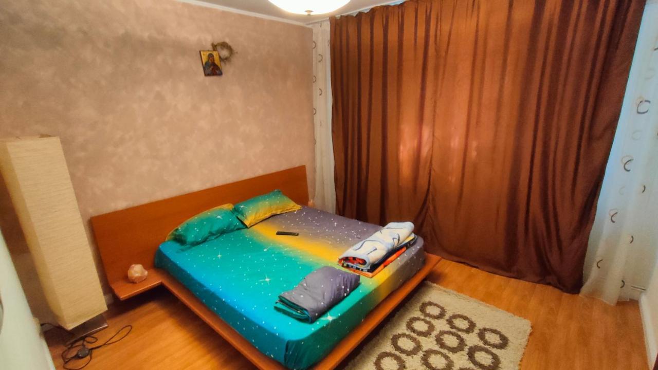 Duck Apartment Bucharest Exterior photo