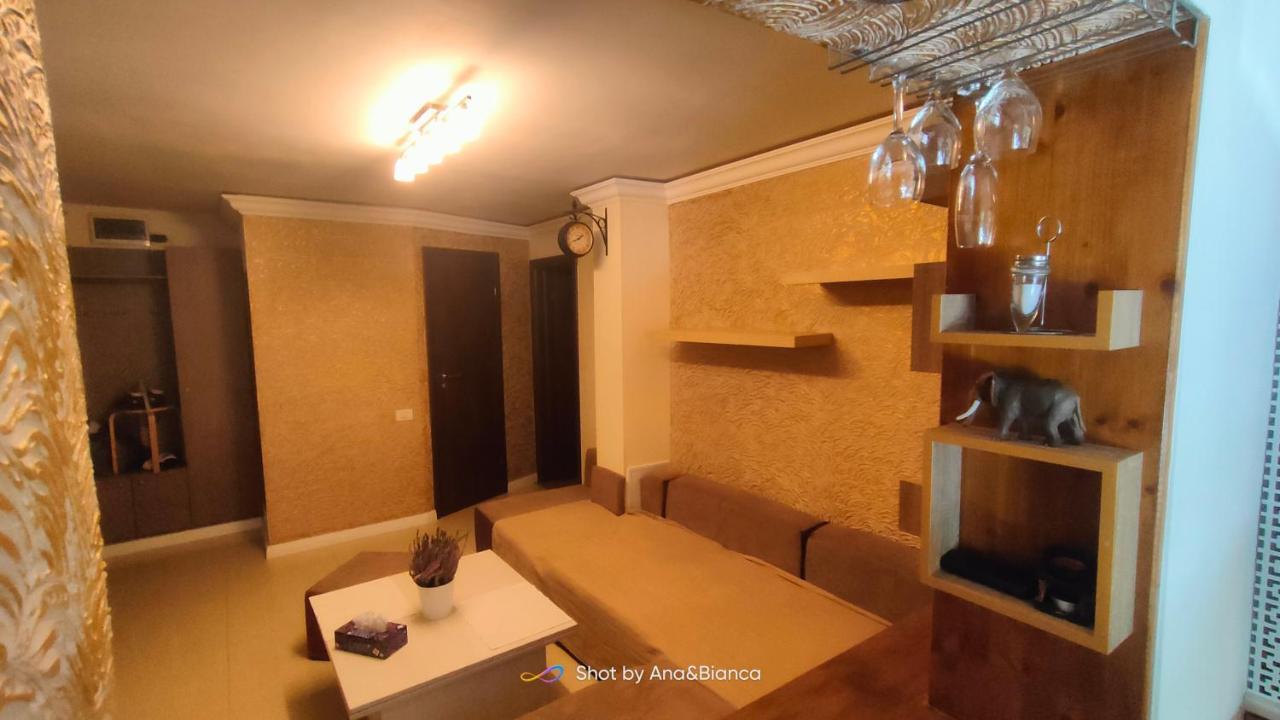 Duck Apartment Bucharest Exterior photo
